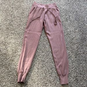 Abercrombie & Fitch women’s sweater joggers-Small